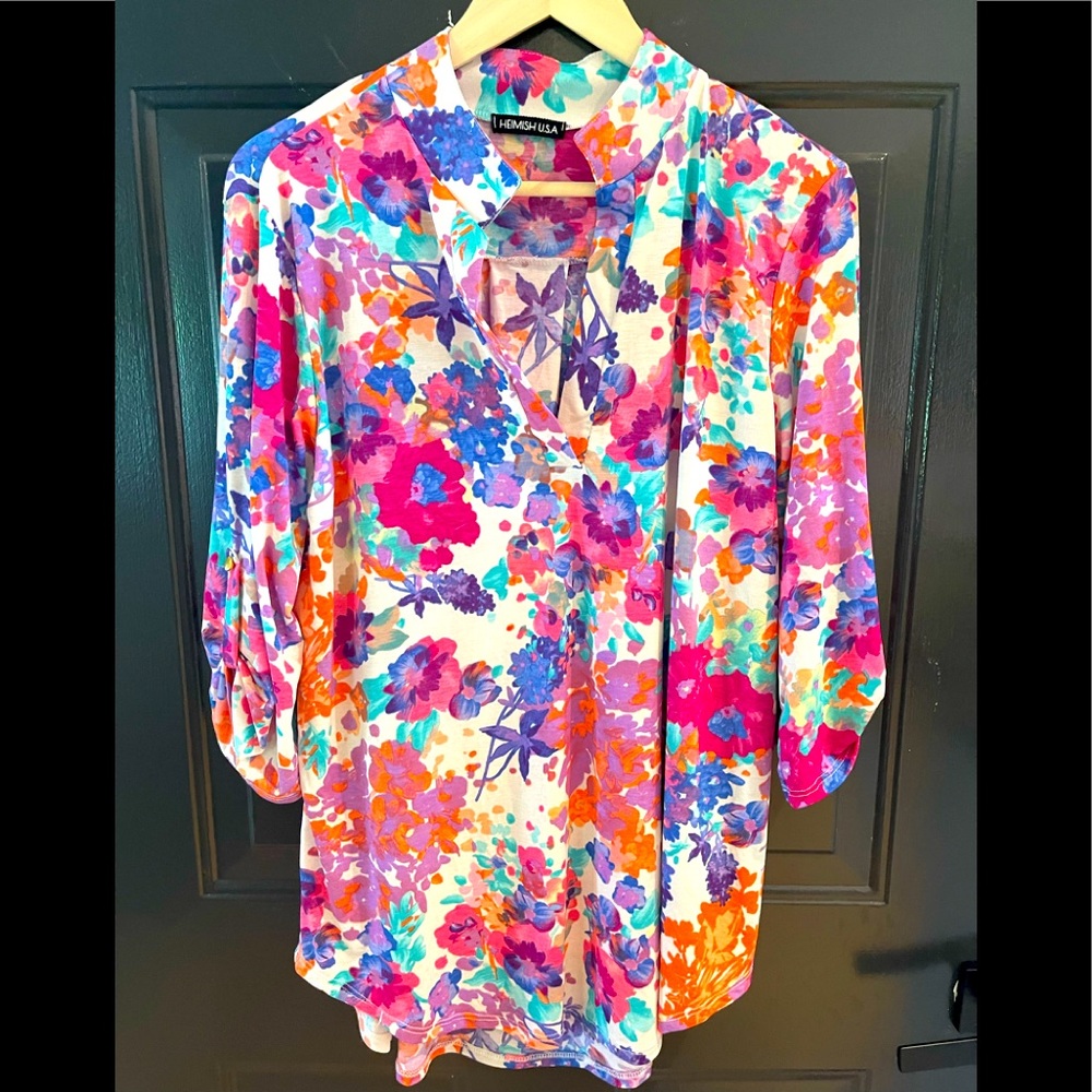 Floral stretchy boutique blouse